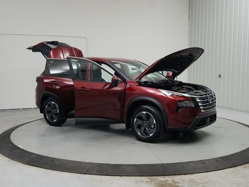 Used 2026 Nissan Rogue SV FWD image 10