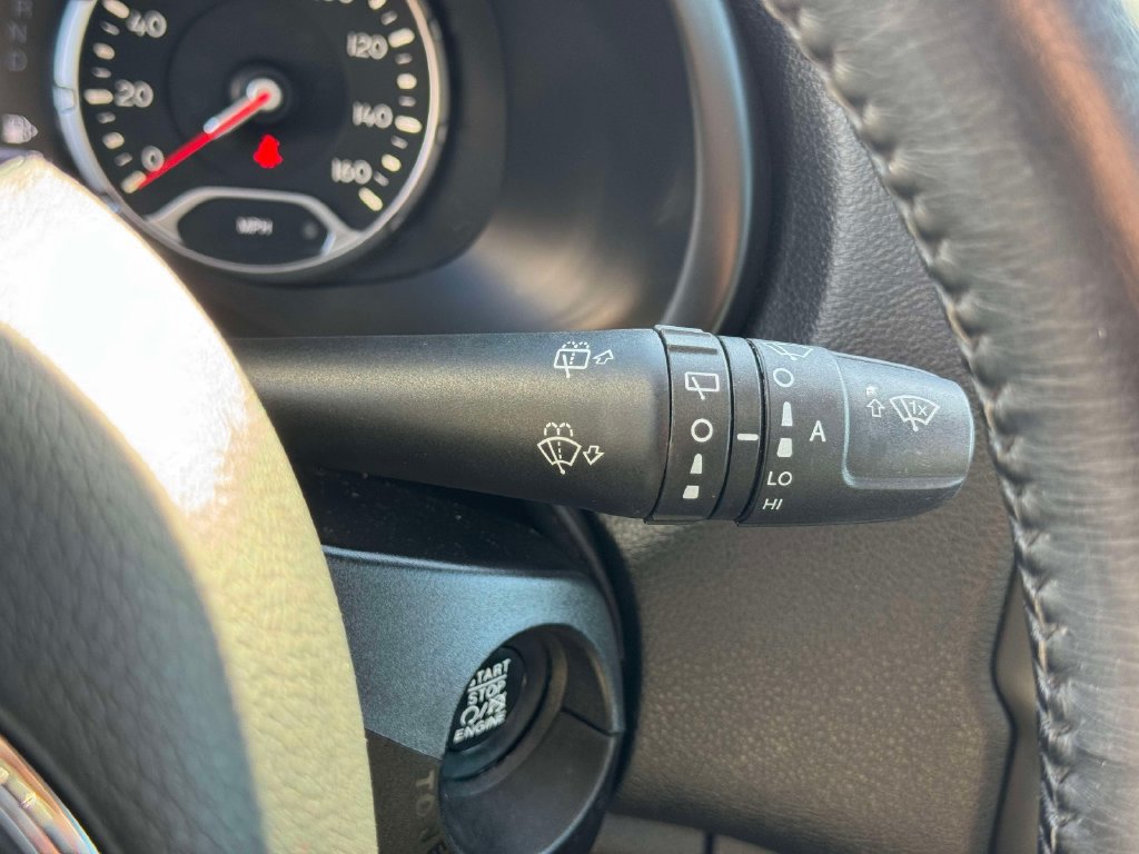 Used 2021 Jeep Renegade Limited w/ Sun & Sound Group AWD/4WD image 22