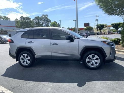 Certified 2025 Toyota RAV4 LE FWD image 9