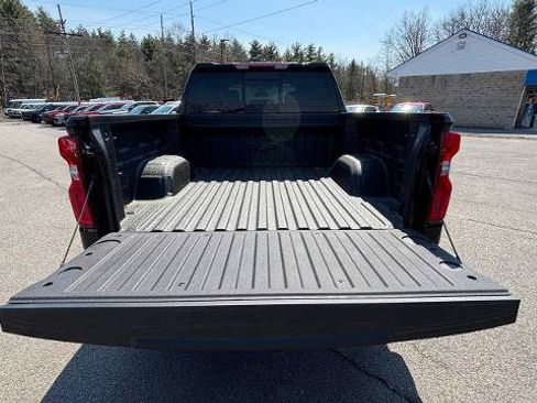 Used 2026 Chevrolet Silverado 1500 LT Trail Boss w/ LT Trail Boss Premium Package AWD/4WD image 32