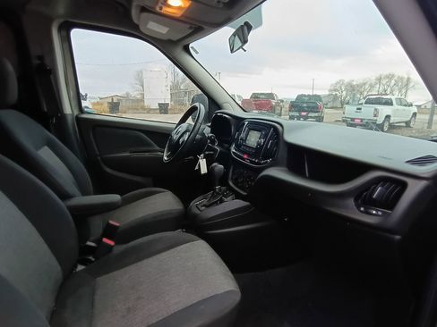 Used 2015 RAM ProMaster City Tradesman SLT image 21