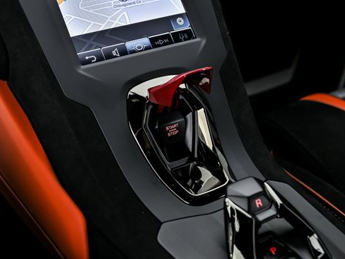 Used 2023 Lamborghini Huracan STO image 32