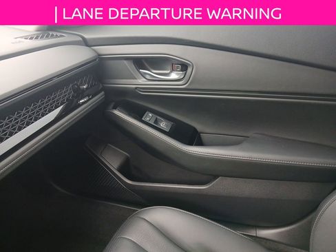 Used 2024 Honda Accord Touring image 16