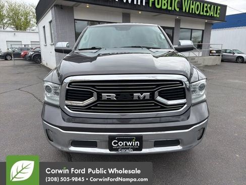 Used 2019 RAM 1500 Laramie AWD/4WD image 2