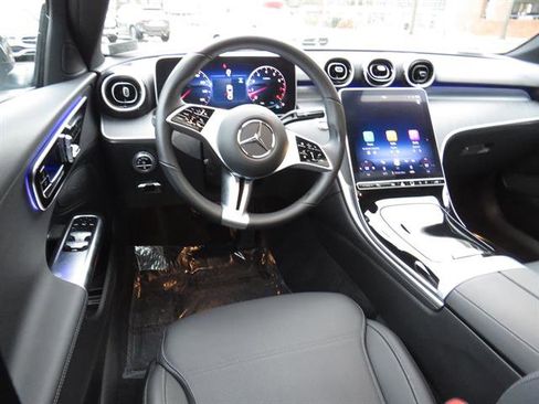 Used 2025 Mercedes-Benz C 300 4MATIC Sedan image 10