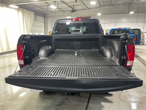 Used 2015 RAM 2500 SLT image 21