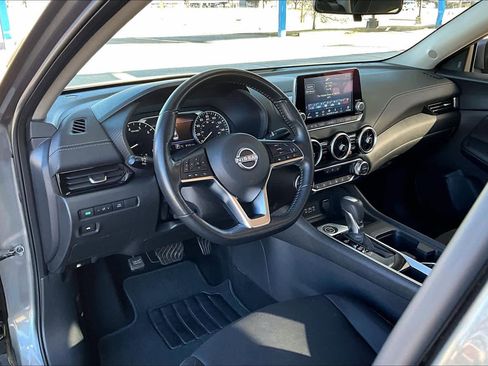 Used 2024 Nissan Sentra SV w/ All-Weather Package image 17