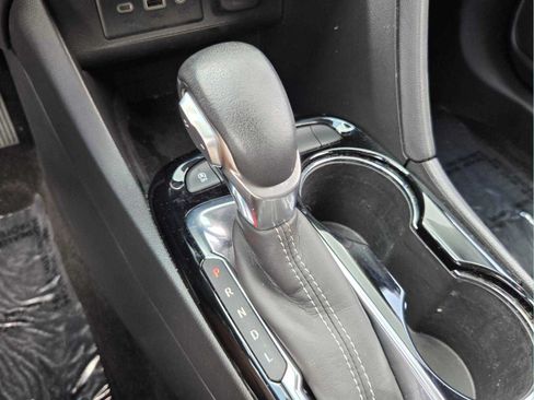 Used 2023 Buick Encore GX Preferred FWD image 22