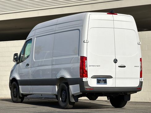 New 2025 Mercedes-Benz Sprinter 2500 image 23