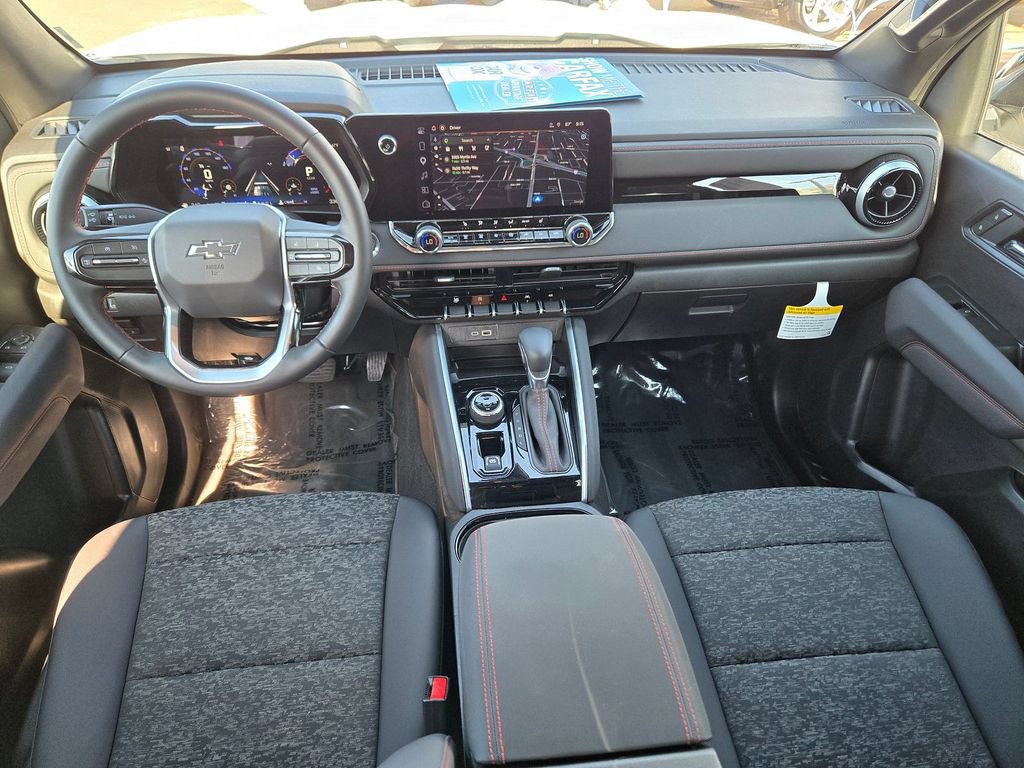 Used 2026 Chevrolet Colorado Z71 AWD/4WD image 9