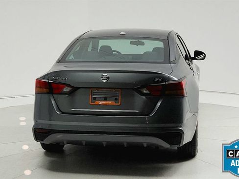 Used 2022 Nissan Altima 2.5 SV FWD image 6