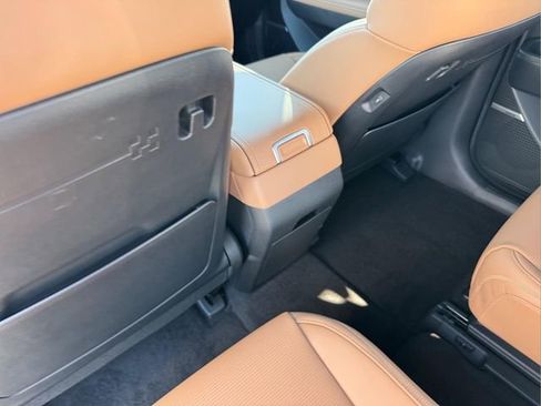 New 2026 Hyundai Santa Fe Calligraphy AWD/4WD image 16