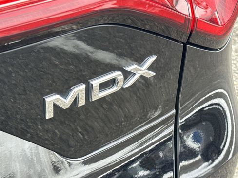 Certified 2023 Acura MDX SH-AWD w/ Technology Package image 11