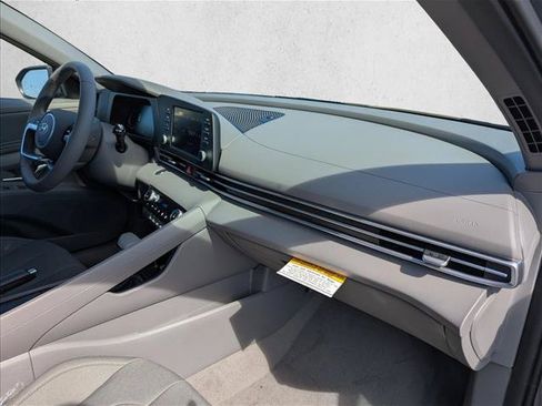 Used 2026 Hyundai Elantra Sport FWD image 26