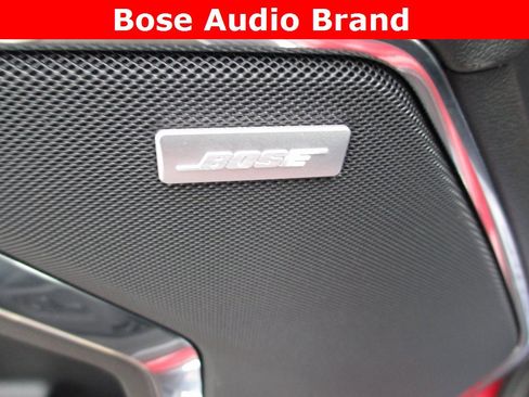 Used 2024 GMC Sierra 1500 SLT image 18