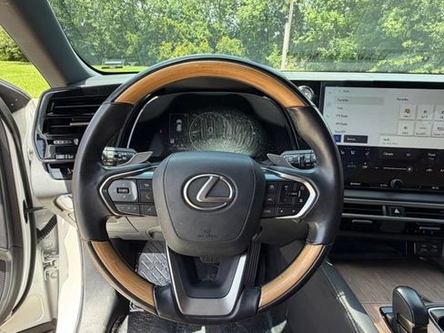 Used 2024 Lexus RX 350 Premium w/ Accessory Package (Z1) FWD image 16