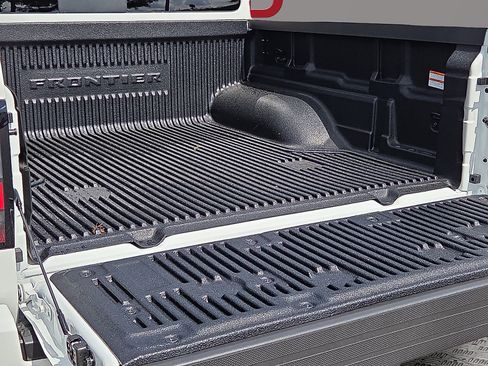 New 2026 Nissan Frontier SV w/ Tow Package image 9