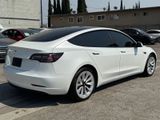 Used 2022 Tesla Model 3 Standard Range image 4