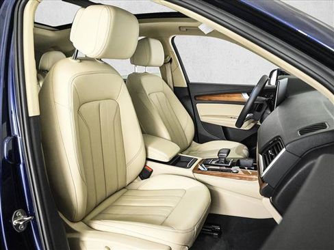 Certified 2022 Audi Q5 2.0T Premium Plus w/ Premium Plus Package image 22