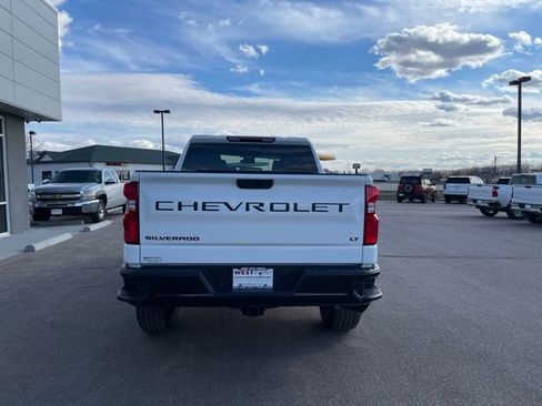 Used 2025 Chevrolet Silverado 1500 LT Trail Boss w/ Dark Appearance Package image 7