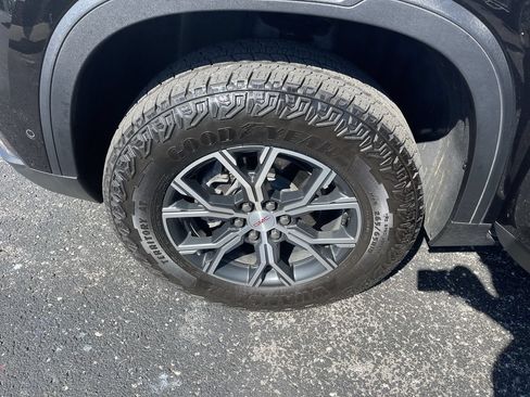 Used 2026 GMC Acadia AT4 w/ Super Cruise Package AWD/4WD image 34