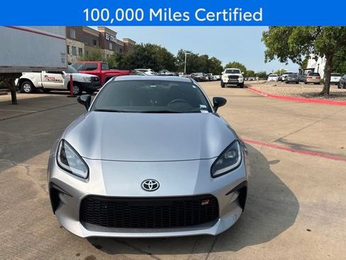 Used 2024 Toyota GR86 Premium RWD image 2