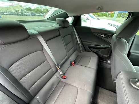 Used 2023 Chevrolet Malibu LT image 17