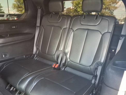 Used 2024 Jeep Grand Cherokee L Limited RWD image 13