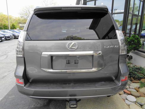Used 2014 Lexus GX 460 w/ Premium Package AWD/4WD image 6