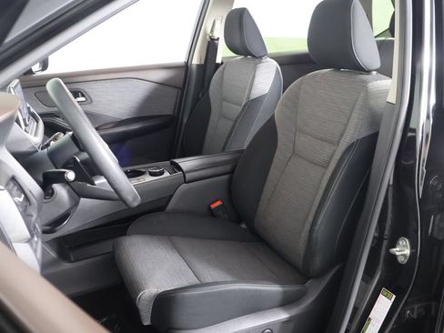 Used 2023 Nissan Rogue SV AWD/4WD image 26