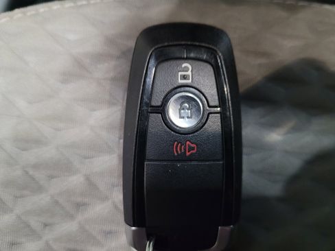Used 2020 Ford Escape SE AWD/4WD image 32