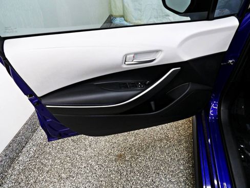 Used 2022 Toyota Corolla SE FWD image 7