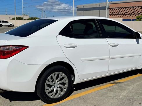 Used 2018 Toyota Corolla LE w/ Body Protection Package FWD image 7