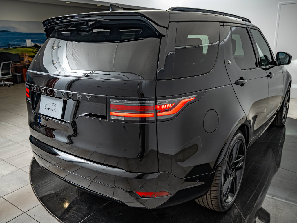New 2026 Land Rover Discovery Dynamic SE AWD/4WD image 16