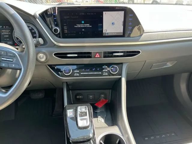 Used 2023 Hyundai Sonata SEL FWD image 16