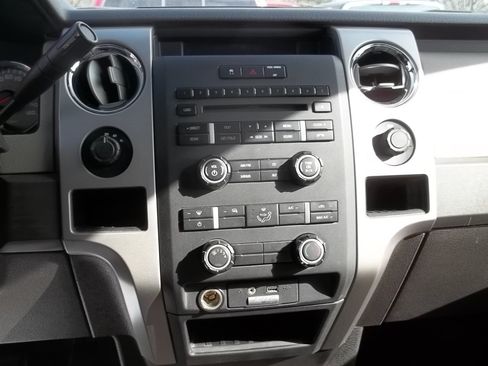 Used 2010 Ford F150 XLT AWD/4WD image 9