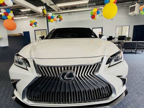 Used 2021 Lexus ES 250 w/ Premium Package AWD/4WD image 6