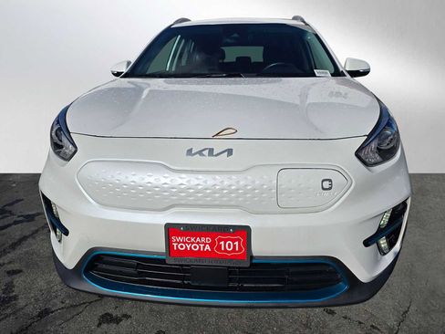 Used 2022 Kia Niro EX w/ Cold Weather Package image 8