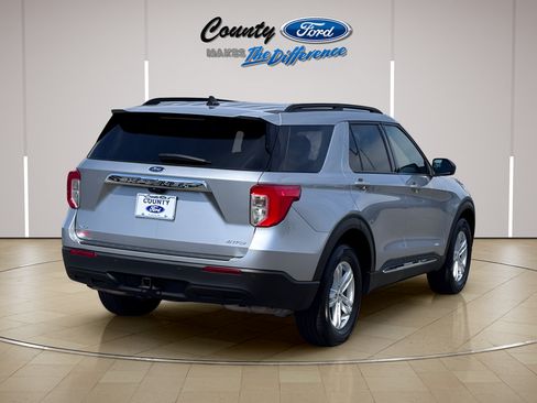 Used 2023 Ford Explorer XLT w/ Class IV Trailer Tow Package AWD/4WD image 25