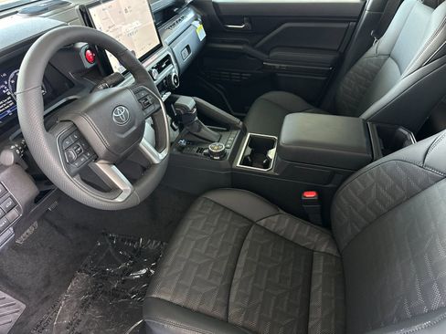 New 2026 Toyota Tacoma TRD Off-Road AWD/4WD image 11