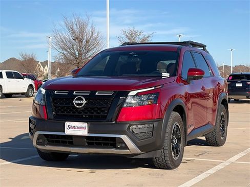 Used 2024 Nissan Pathfinder Rock Creek image 3