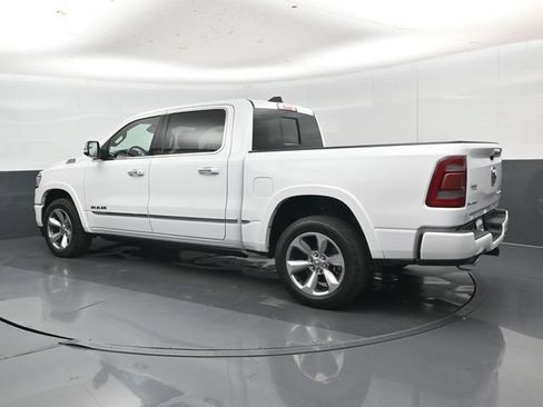 Used 2022 RAM 1500 Limited w/ Body Color Bumper Group AWD/4WD image 31
