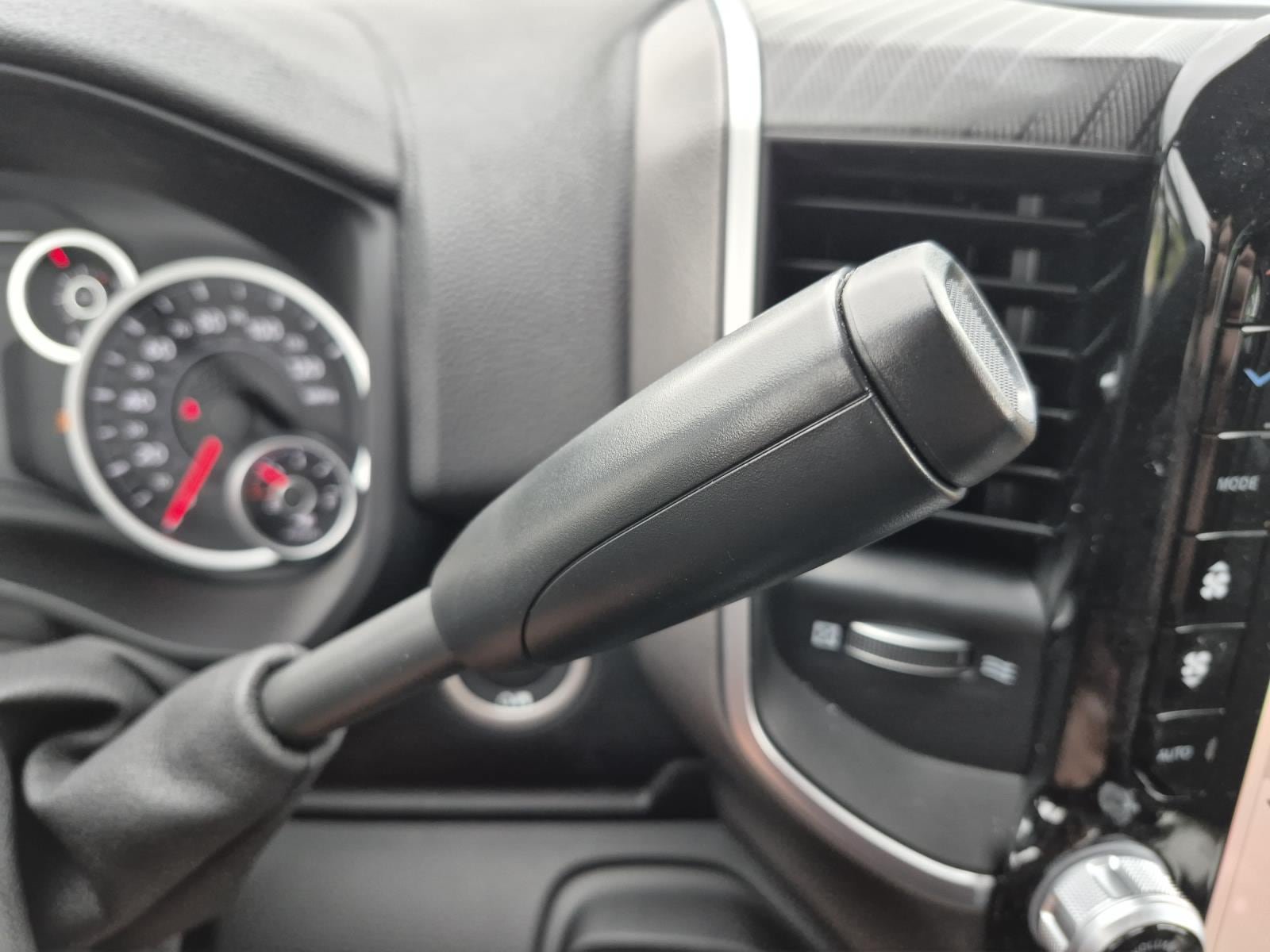 New 2026 RAM 3500 Lone Star AWD/4WD image 19