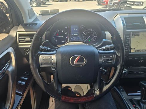 Used 2018 Lexus GX 460 Premium AWD/4WD image 7
