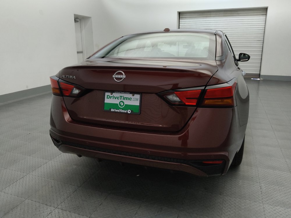 Used 2025 Nissan Altima 2.5 SV FWD image 7