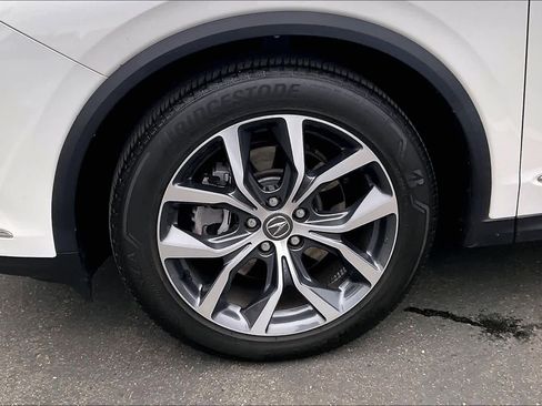 Used 2023 Acura MDX w/Technology Package image 12