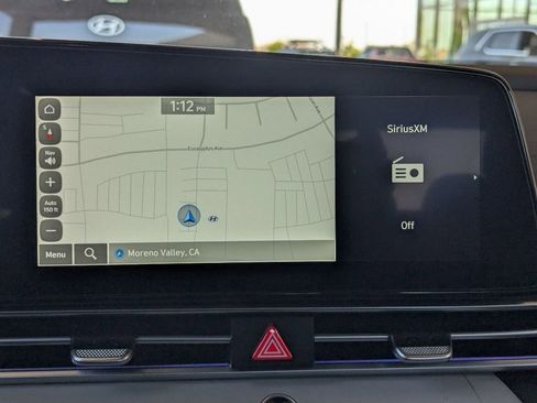 New 2025 Hyundai Elantra Limited image 24