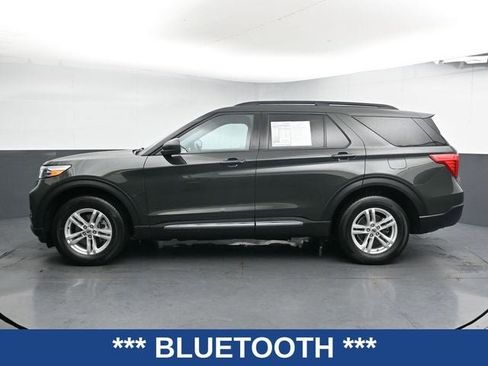 Used 2023 Ford Explorer XLT w/ Equipment Group 202A image 7