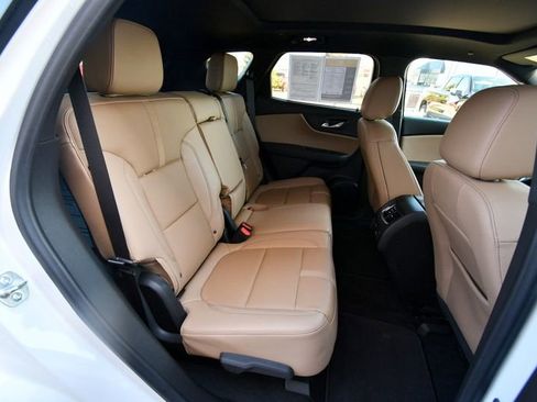 Used 2025 Chevrolet Blazer Premier w/ Driver Confidence II Package image 35