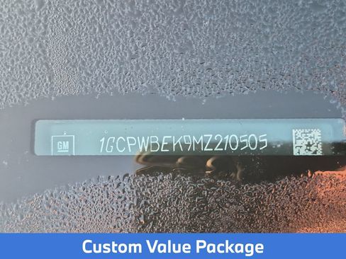 Used 2021 Chevrolet Silverado 1500 Custom w/ LPO, Dark Essentials Package RWD image 9